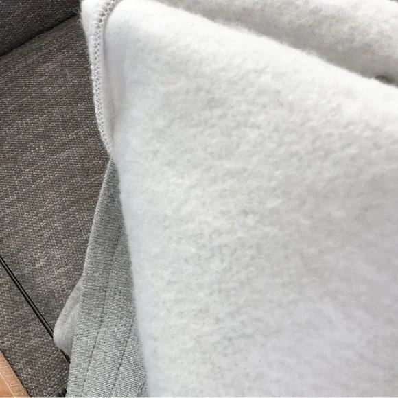 CYNTHIA ROWLEY Rhinestone Embellished Grey Sweatpants - Picture 4 of 15